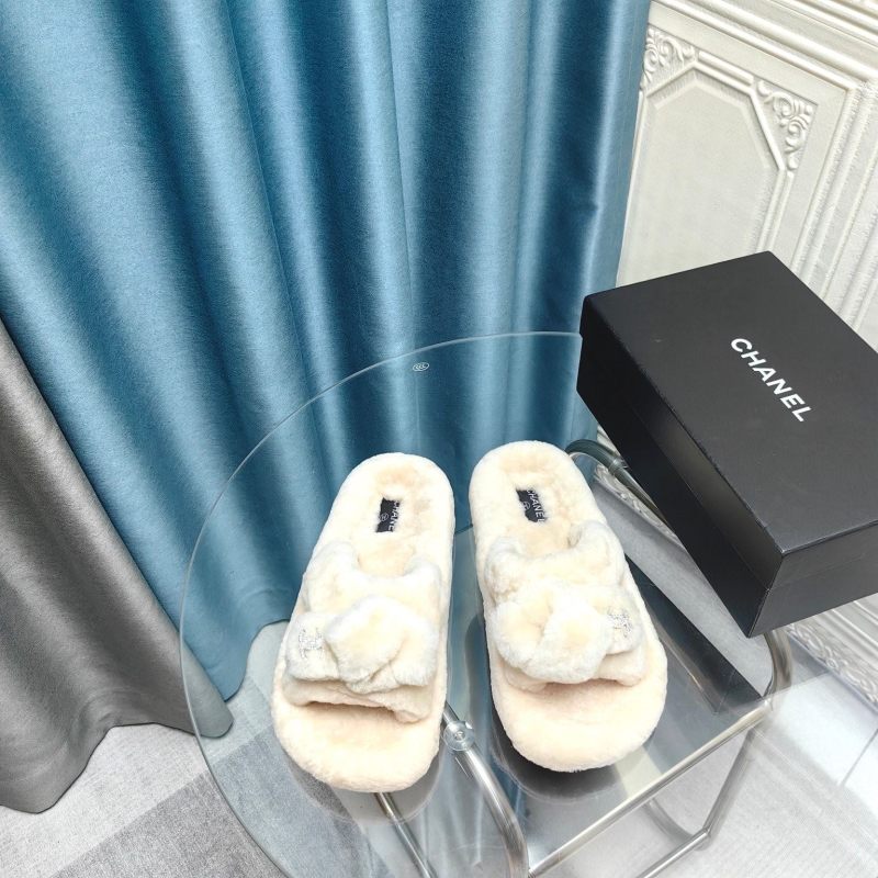 Ch*el slippers